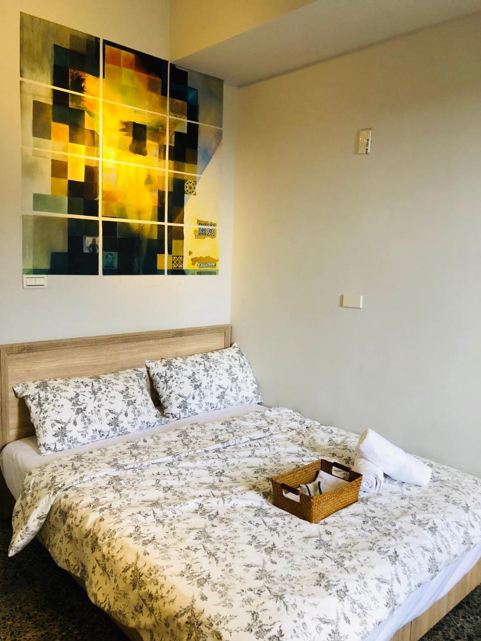 World Inn 窩二樓小客棧民宿 Hualien City Ngoại thất bức ảnh