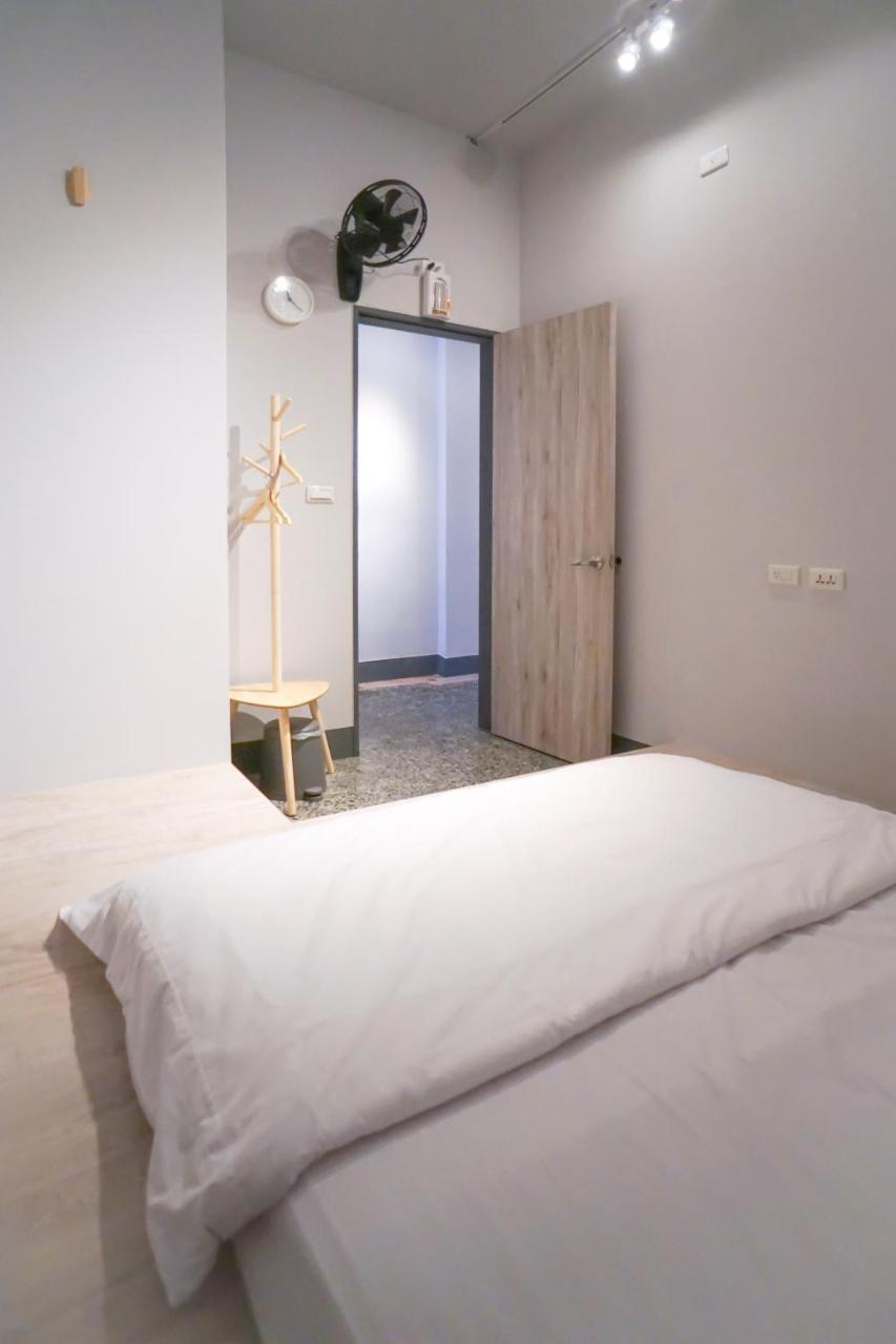 World Inn 窩二樓小客棧民宿 Hualien City Ngoại thất bức ảnh